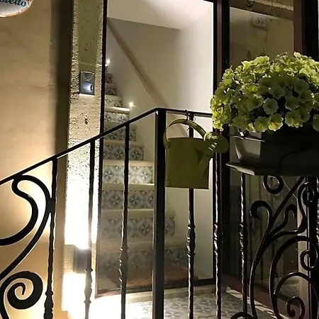 Al Vicoletto Bed & Breakfast 4*